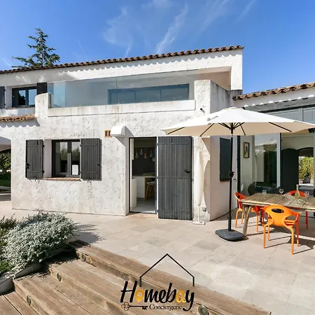 Rose Pool Sea View Super Cannes Villa *