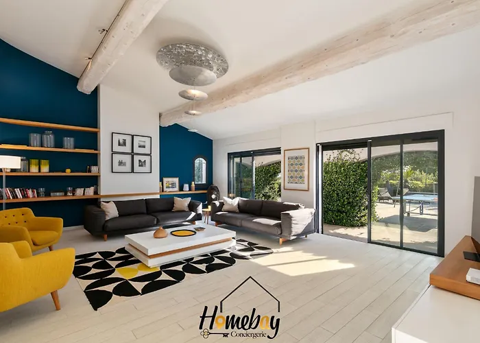 Rose Pool Sea View Super Cannes Villa *