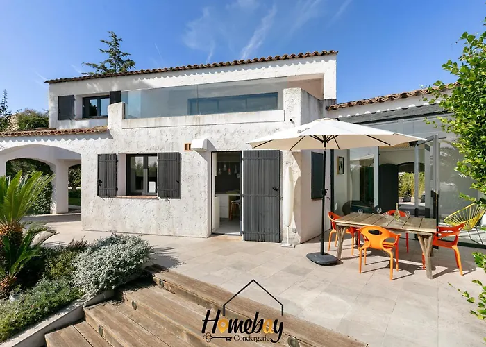 Rose Pool Sea View Super Cannes Villa *